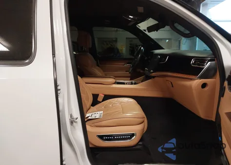 2022 Jeep Grand Wagoneer Series Iii 4X4 from USA, damaged, VIN 1C4SJVGJ7NS113313